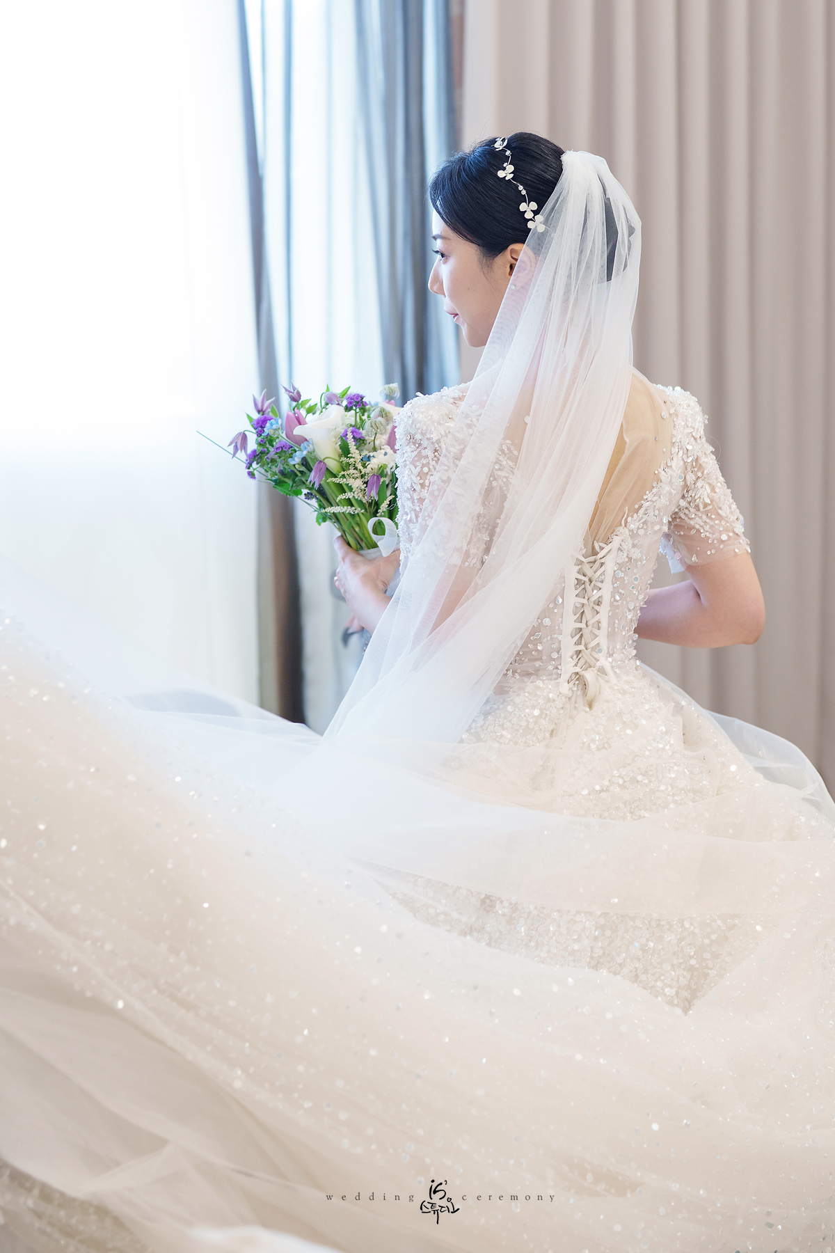 진주 MBC컨벤션 본식 웨딩스냅 리뷰 — iS 스튜디오 시선으로 본 감성 결혼식 (1/3)