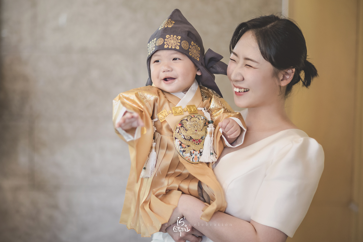 거제 돌스냅 추천 | 삼성호텔에서 특별하게 남긴 첫돌 이야기 l 이즈스튜디오