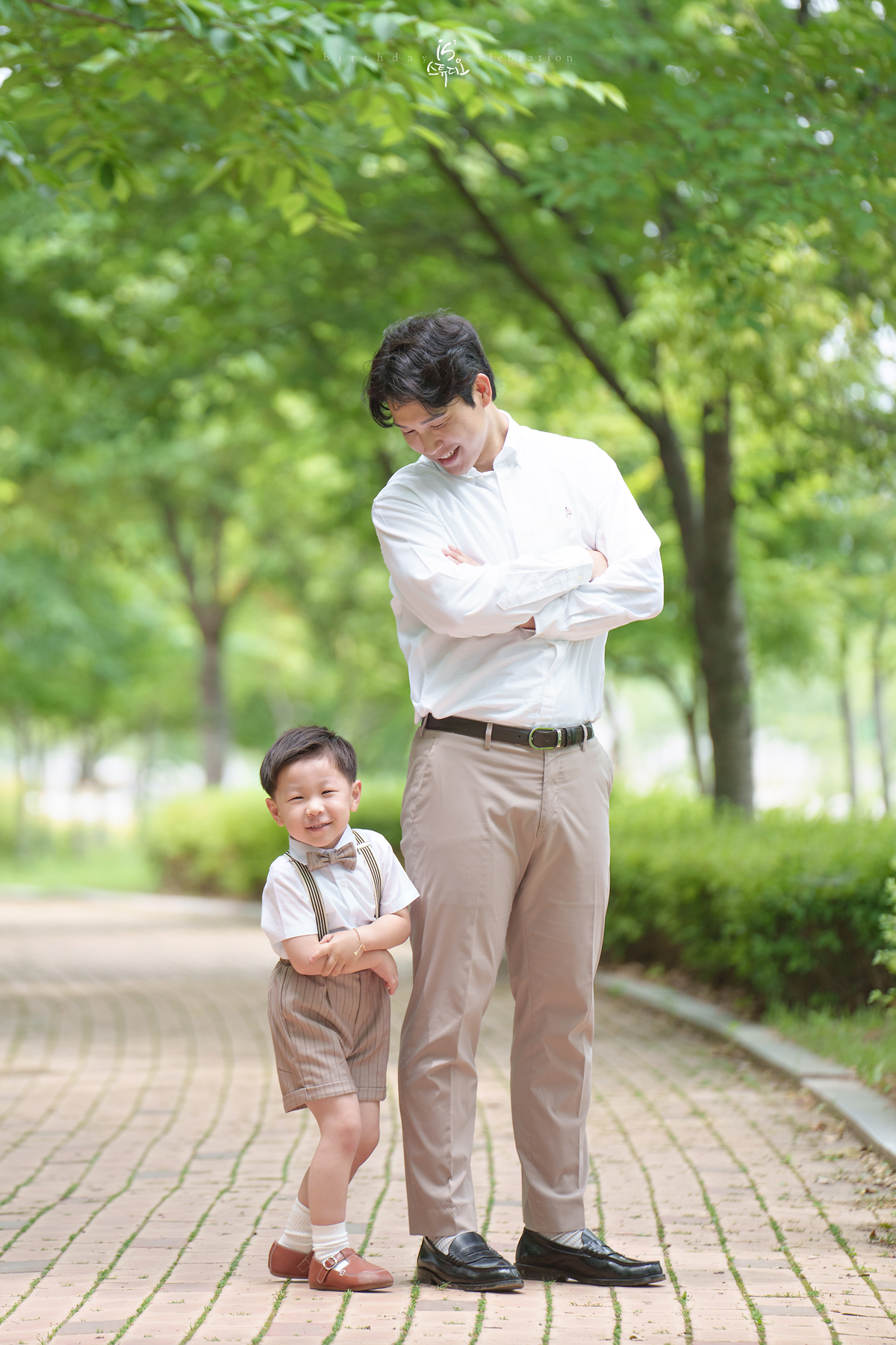 첫 번째 생일, 사랑이 머무는 순간진주 돌스냅 | 아이의 첫 번째 이야기를 사진으로 남기다 이즈스튜디오 & 러보브스튜디오