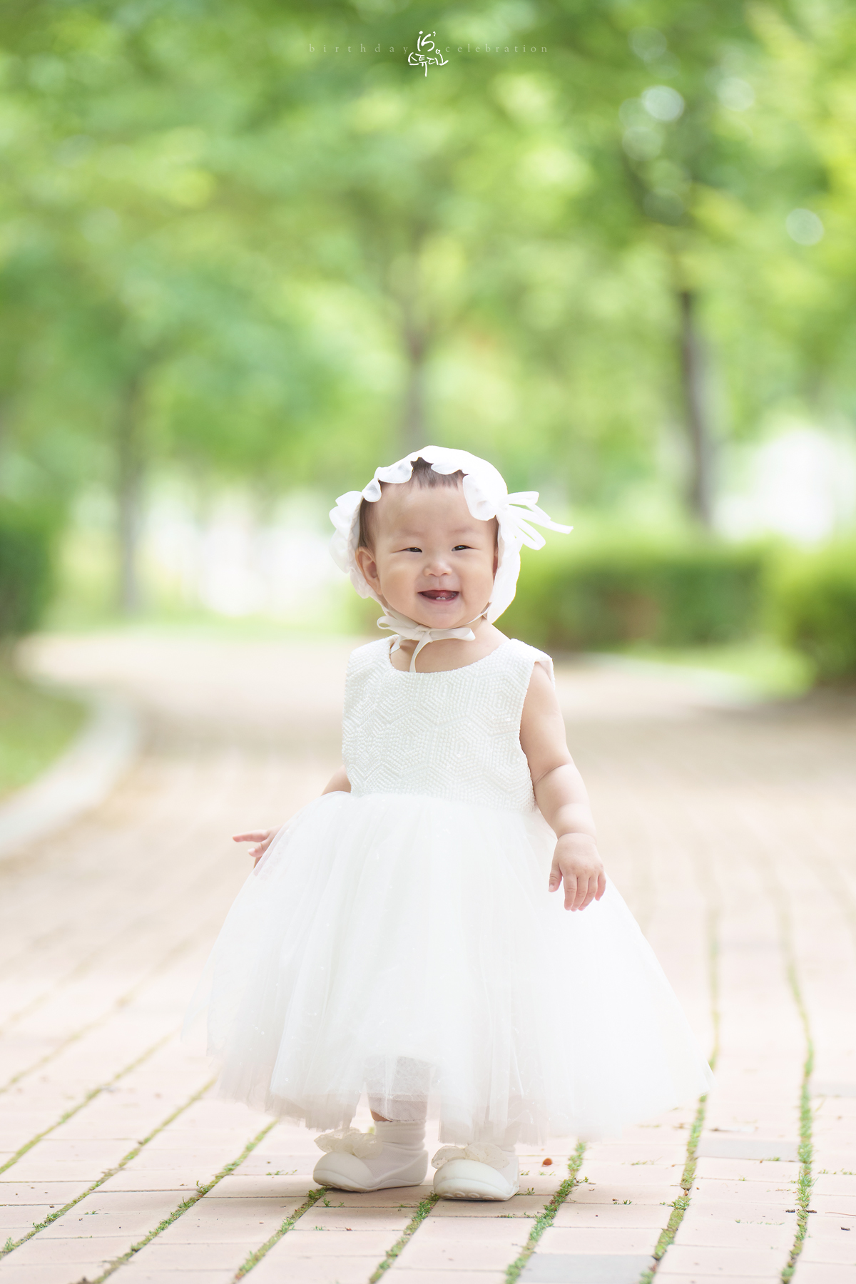 첫 번째 생일, 사랑이 머무는 순간진주 돌스냅 | 아이의 첫 번째 이야기를 사진으로 남기다 이즈스튜디오 & 러보브스튜디오