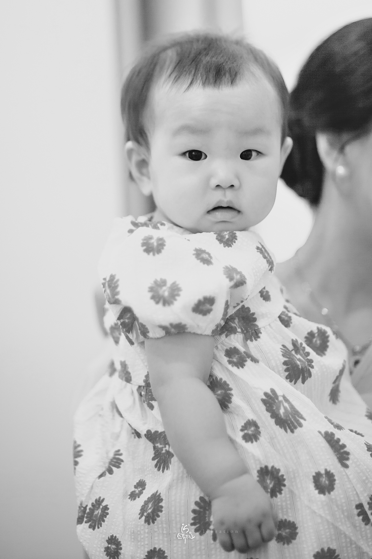 첫 번째 생일, 사랑이 머무는 순간진주 돌스냅 | 아이의 첫 번째 이야기를 사진으로 남기다 이즈스튜디오 & 러보브스튜디오
