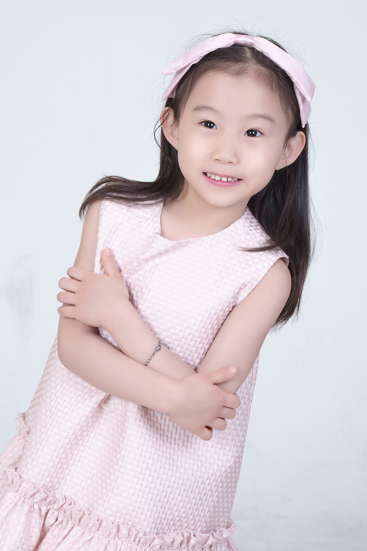 이쁜 두 공주와 함께 가족사진